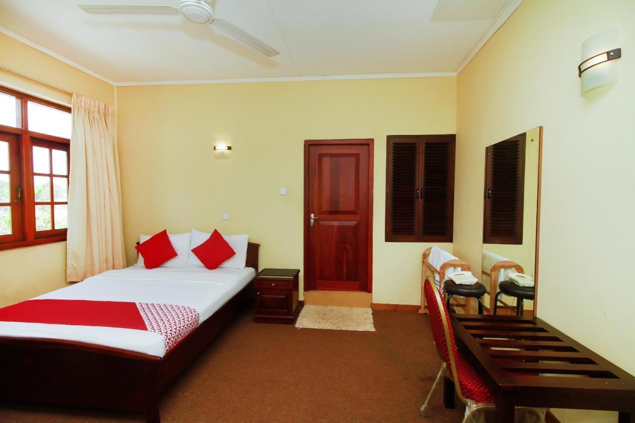 Chinese Lotus Luxapathiya - Shanghai Hotel Moratuwa Dış mekan fotoğraf