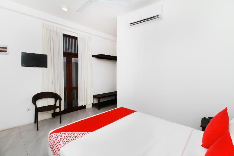 Chinese Lotus Luxapathiya - Shanghai Hotel Moratuwa Dış mekan fotoğraf